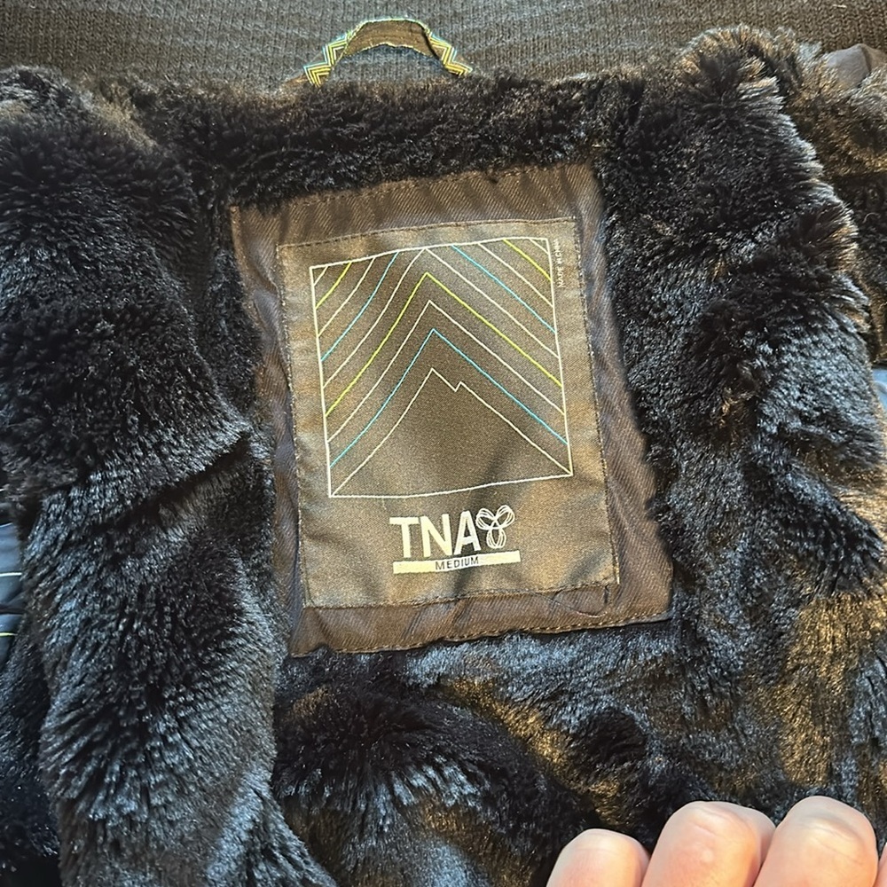 TNA Winter Bomber Jacket - Picture 7 of 9